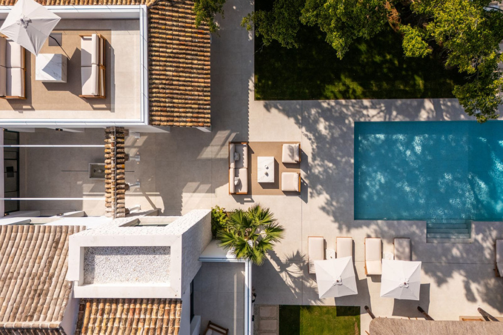 Detached Villa — Las Brisas