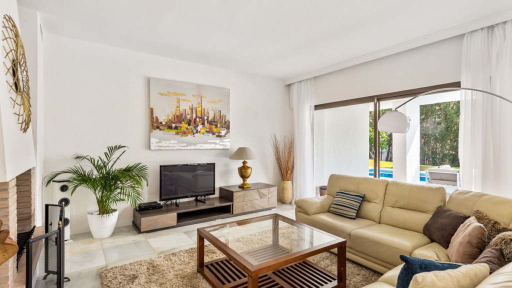 Villa – Chalet — Puerto Banús
