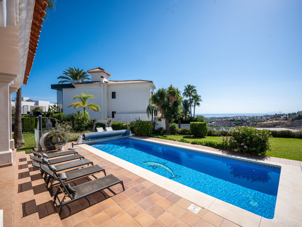 Villa – Chalet — Benahavís