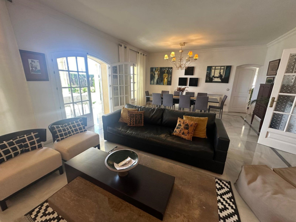 Detached Villa — Marbella