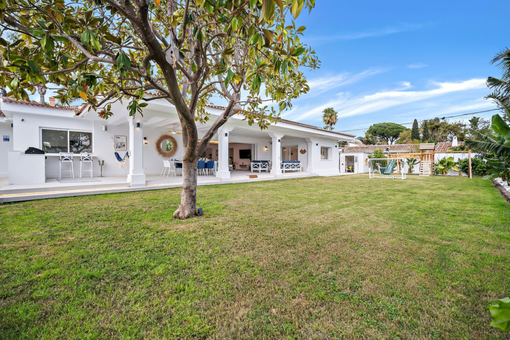 Detached Villa — Cortijo Blanco