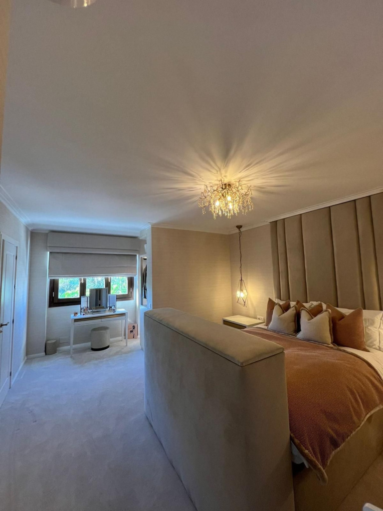 Villa – Chalet — El Paraiso
