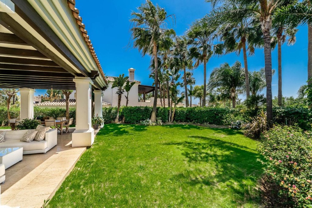 Villa – Chalet — The Golden Mile