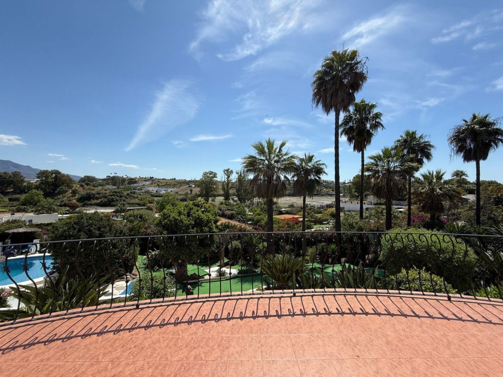 Detached Villa — Guadalmina Alta