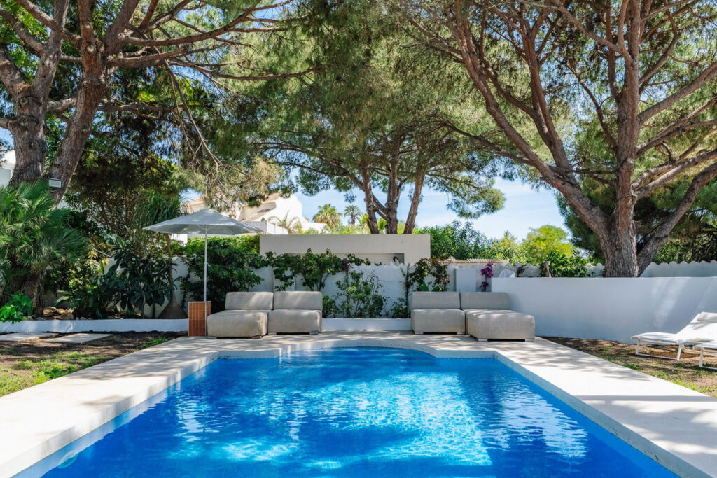 Detached Villa — Costabella