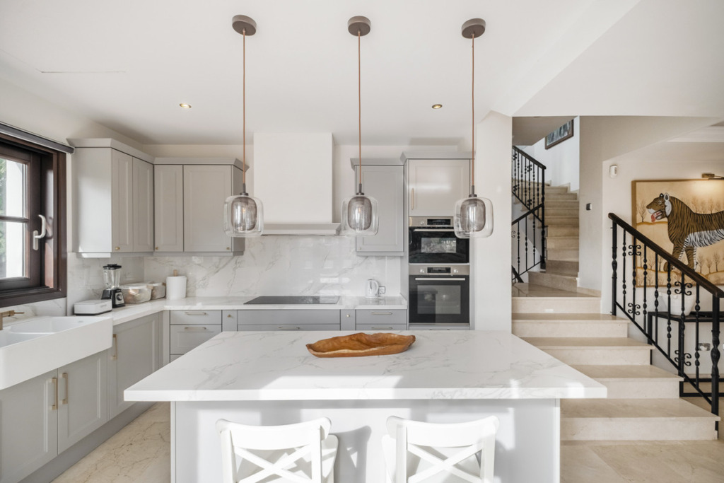 Detached Villa — El Madroñal