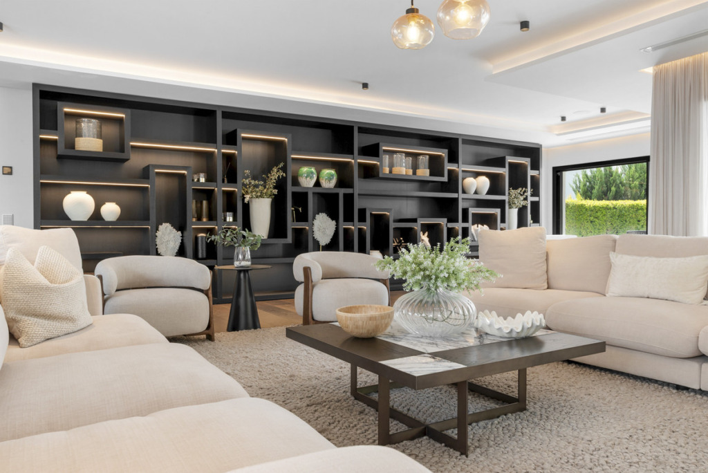 Villa – Chalet — Nueva Andalucía