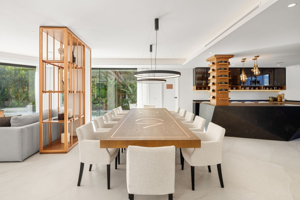 Detached Villa — Marbella