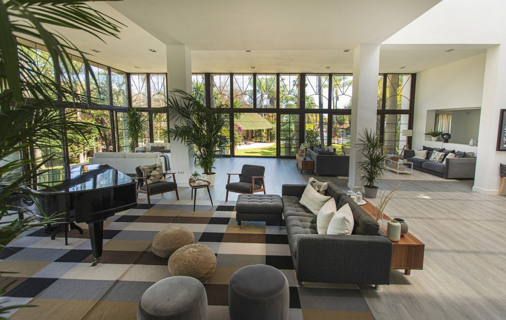 Villa – Chalet — Nueva Andalucía