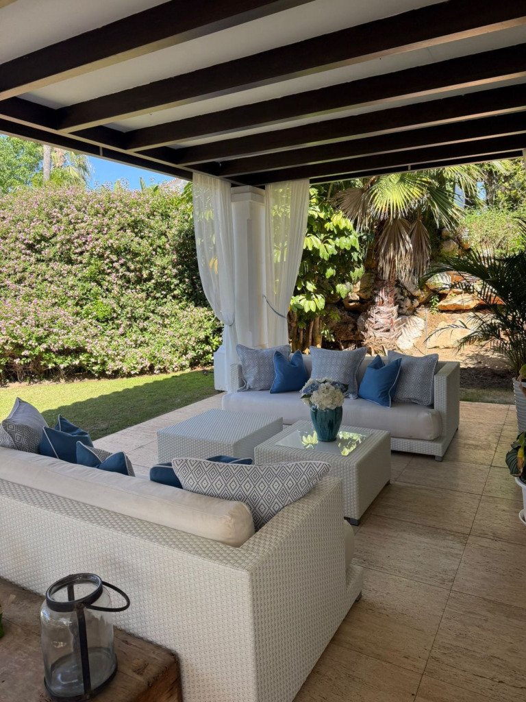 Villa – Chalet — The Golden Mile