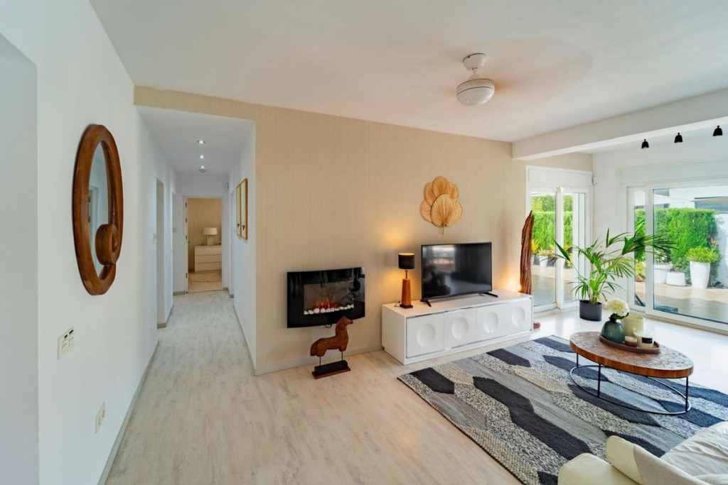 Villa – Chalet — Marbesa