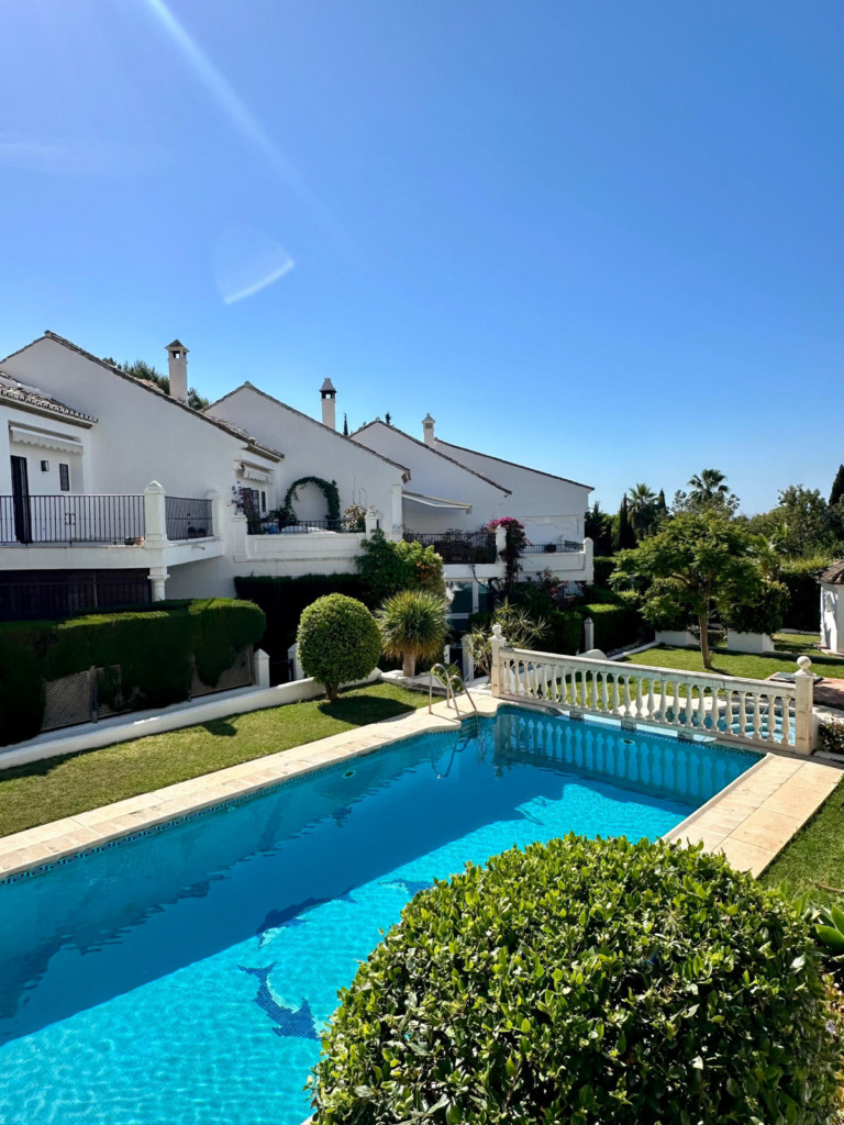Townhouse — The Golden Mile