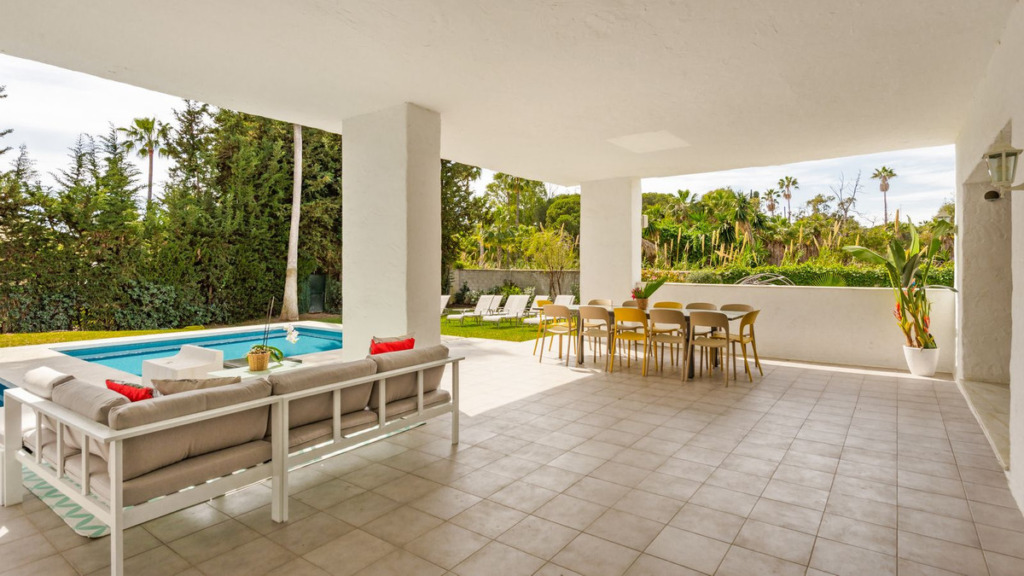 Detached Villa — Puerto Banús