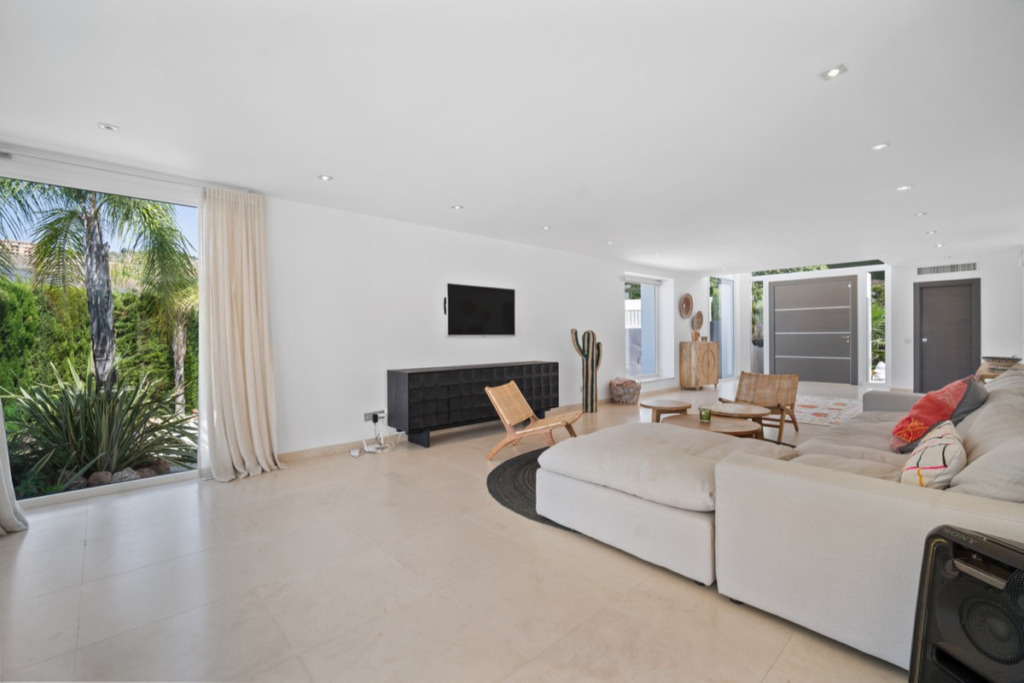 Villa – Chalet — El Paraiso