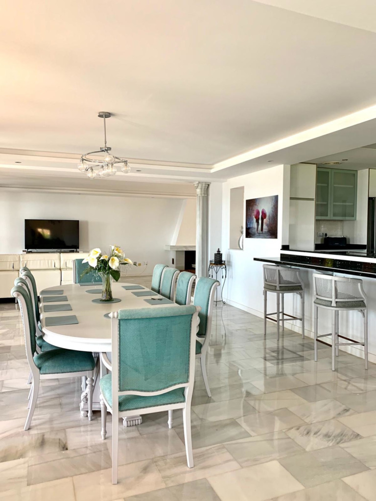 Detached Villa — Calahonda