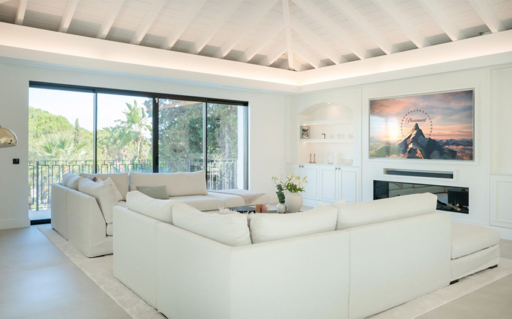 Villa – Chalet — Nueva Andalucía