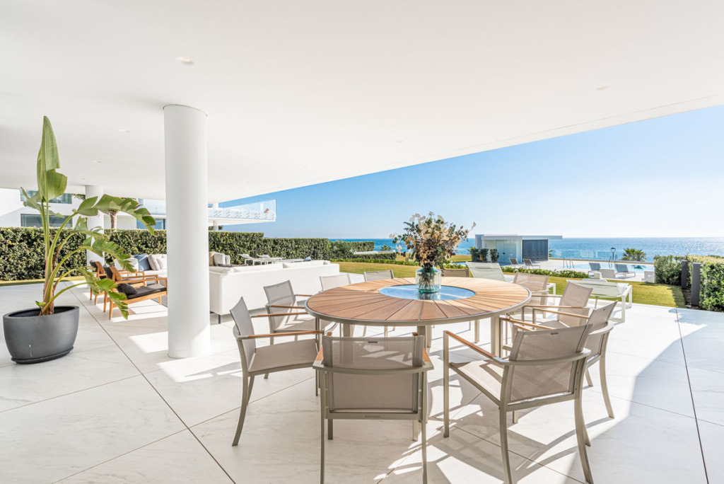 Apartamento Planta Baja — New Golden Mile