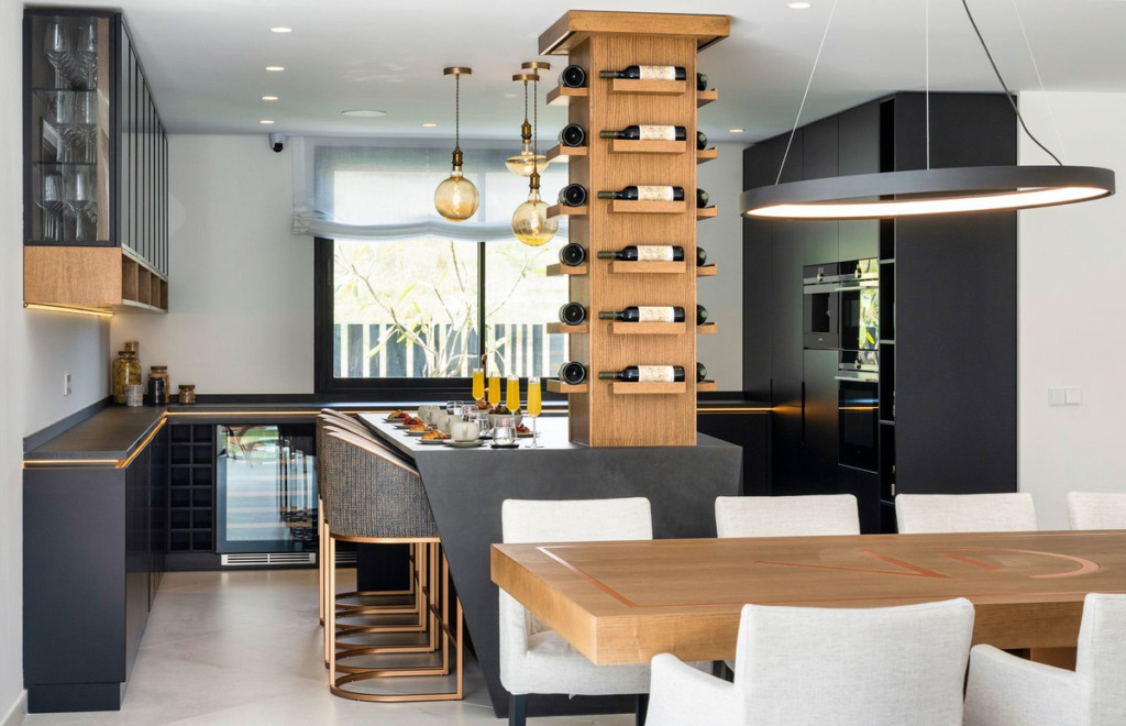 Villa – Chalet — Marbella