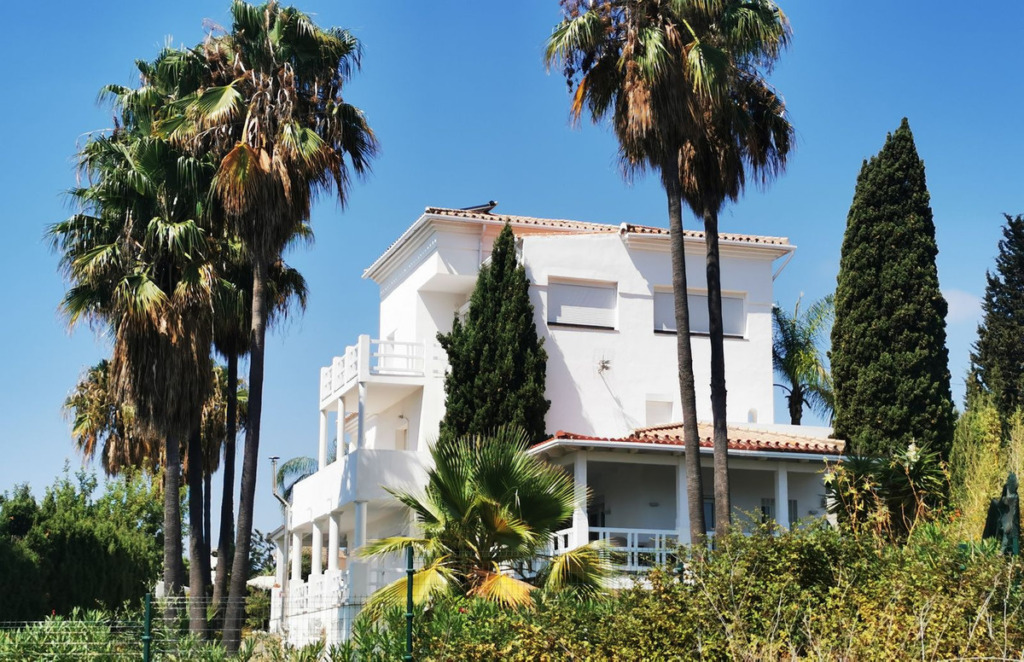 Detached Villa — Atalaya