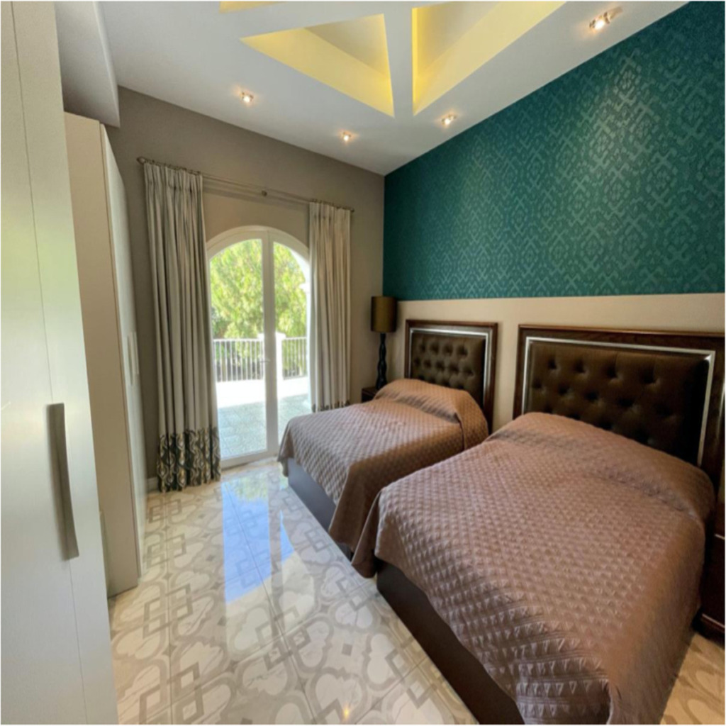 Detached Villa — Marbella