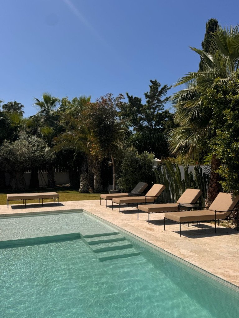 Detached Villa — Aloha
