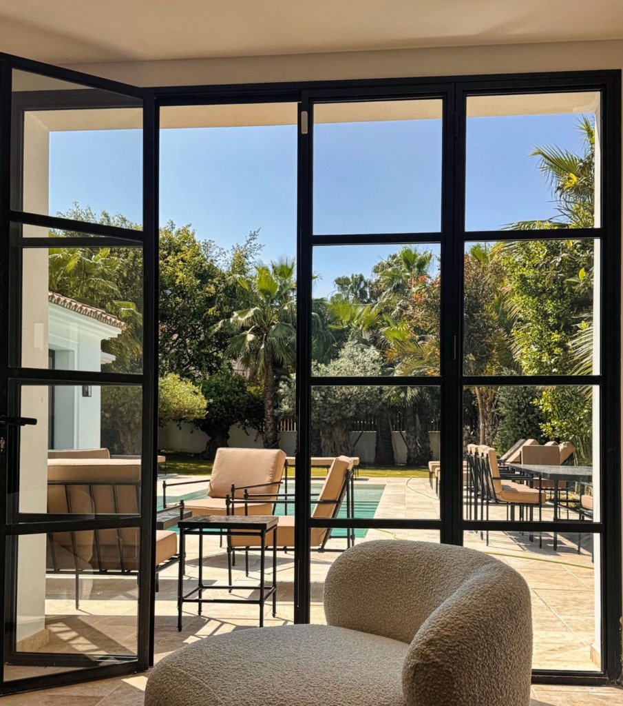Detached Villa — Aloha