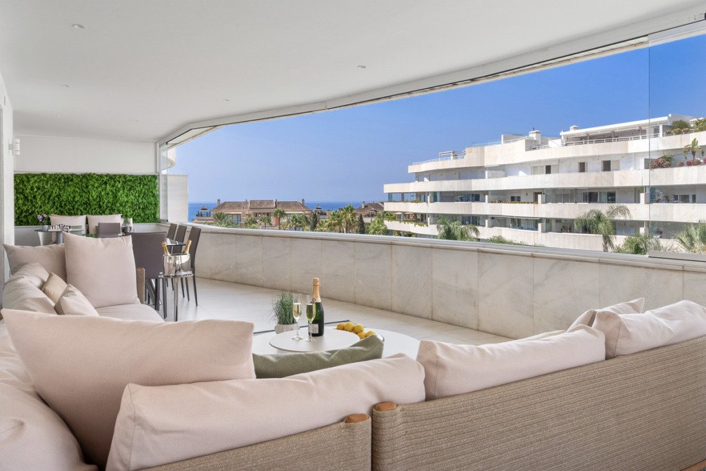Apartamento Planta Media — Puerto Banús