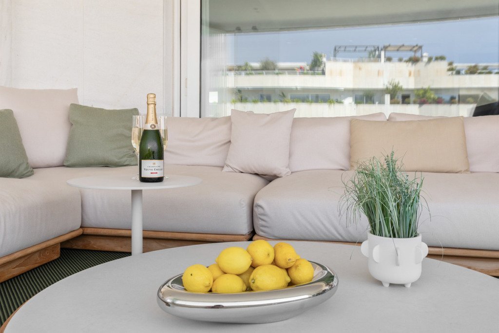 Middle Floor Apartment — Puerto Banús