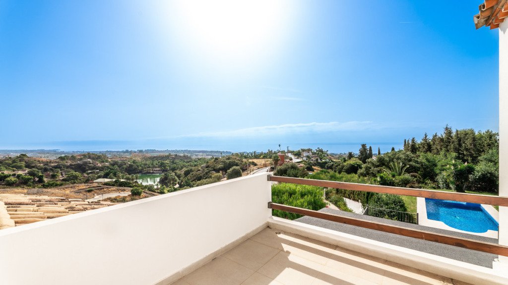 Вилла/Шале — Estepona