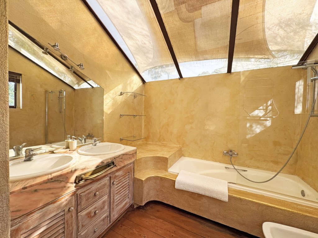 Villa – Chalet — Nueva Andalucía