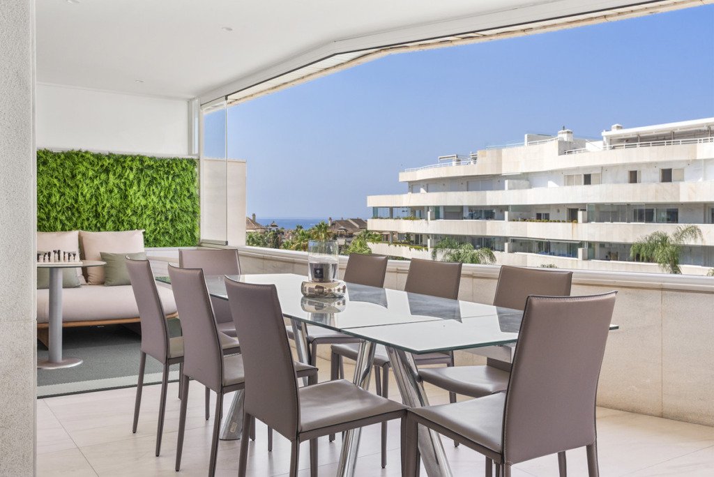Apartamento Planta Media — Puerto Banús