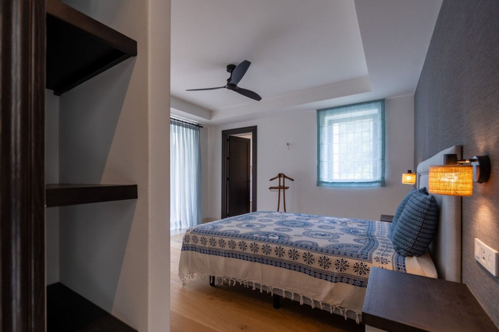 Villa – Chalet — Guadalmina Baja