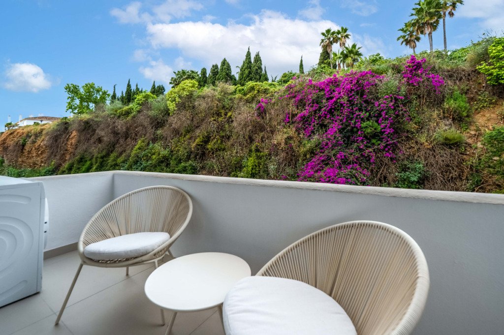 Middle Floor Apartment — Nueva Andalucía