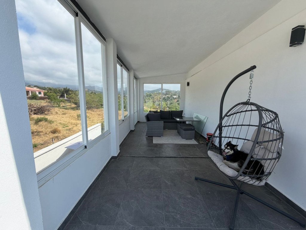 Detached Villa — Estepona