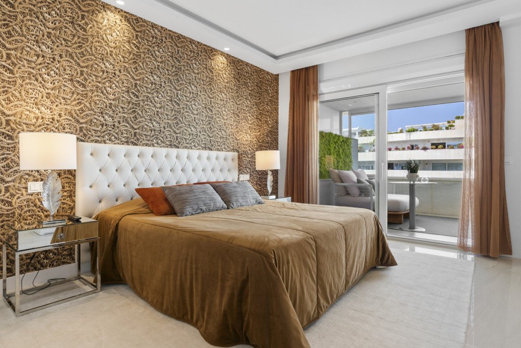 Apartamento Planta Media — Puerto Banús