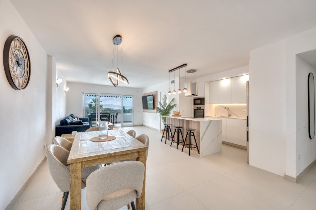 Apartamento Planta Media — Nueva Andalucía