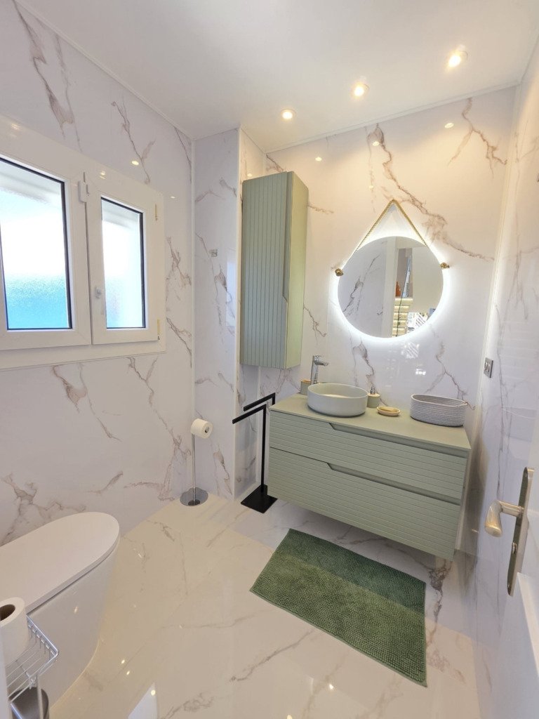 Villa – Chalet — Nueva Andalucía