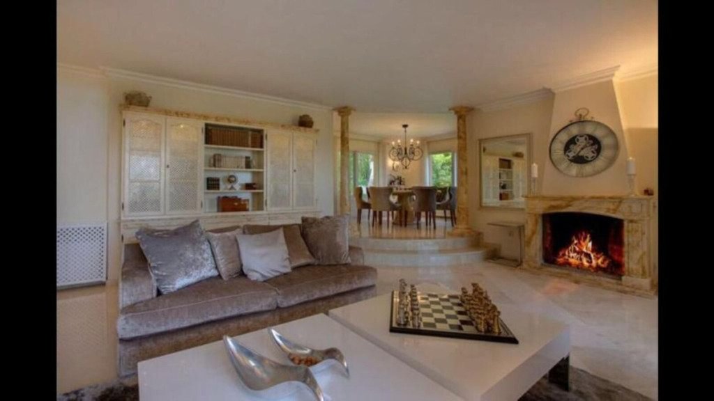 Detached Villa — The Golden Mile