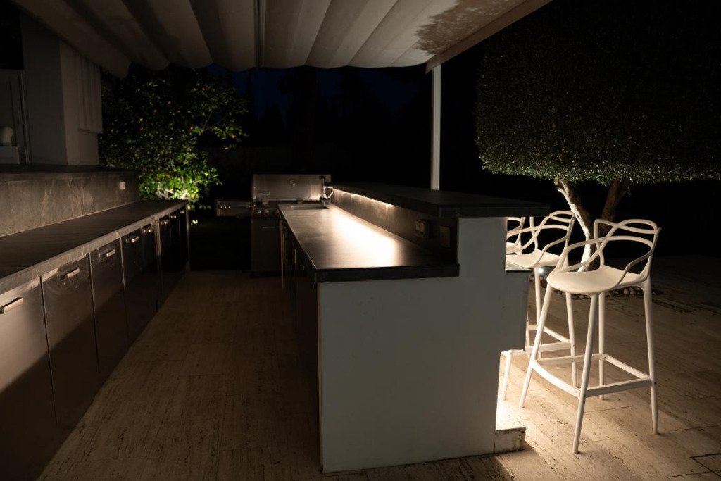 Villa – Chalet — Nueva Andalucía