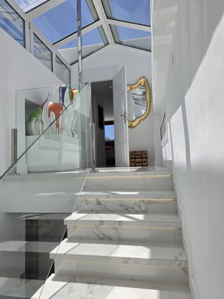 Villa – Chalet — Nueva Andalucía