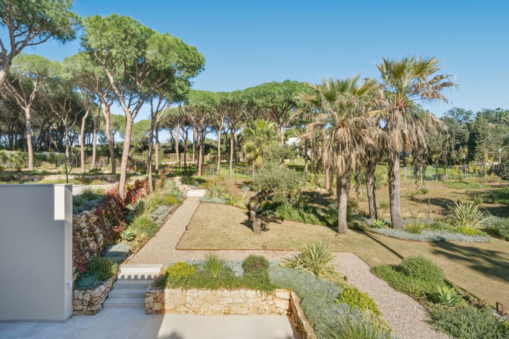 Detached Villa — Hacienda Las Chapas