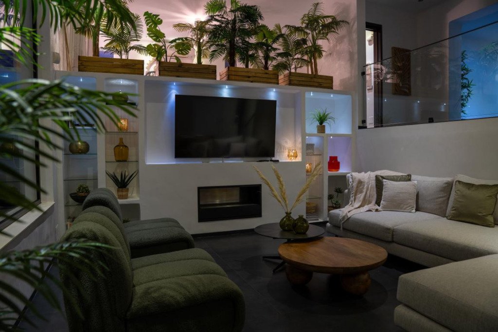 Villa – Chalet — Nueva Andalucía