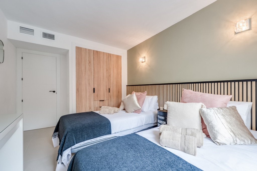 Middle Floor Apartment — Nueva Andalucía