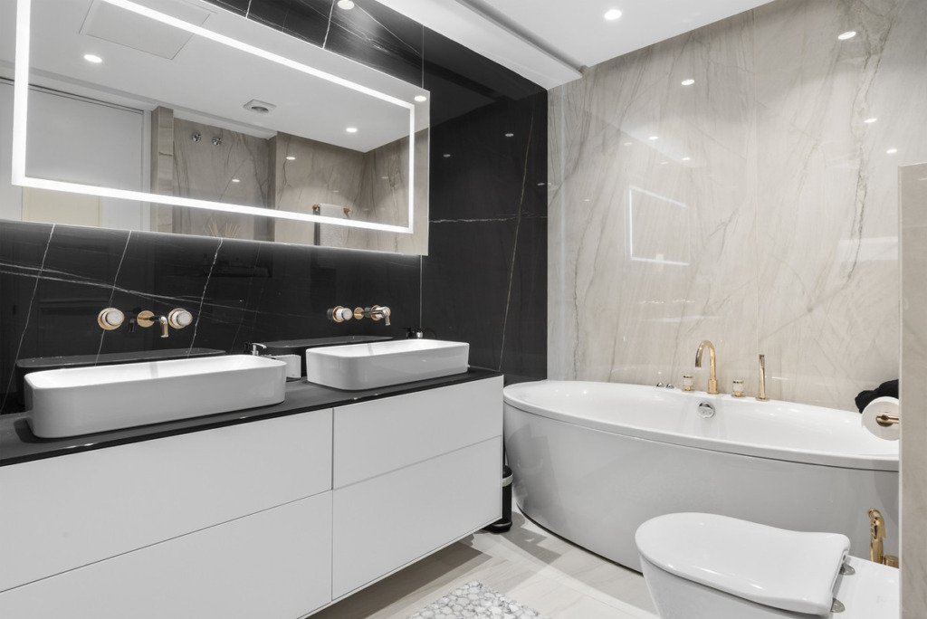Middle Floor Apartment — Puerto Banús