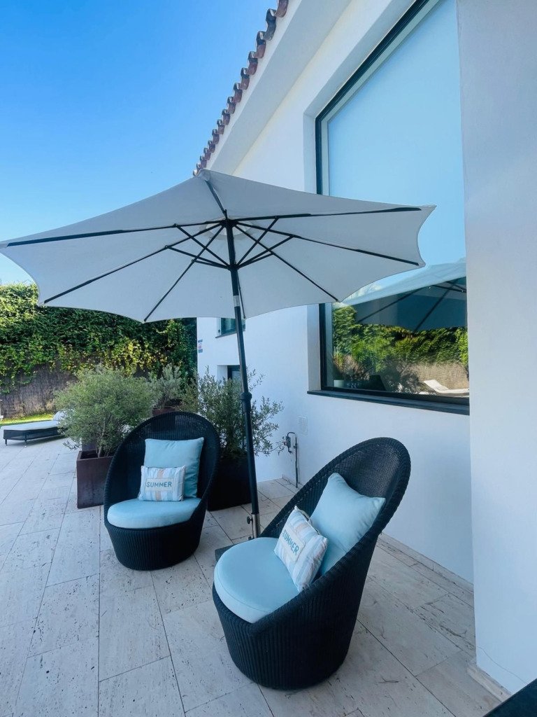 Detached Villa — Nueva Andalucía