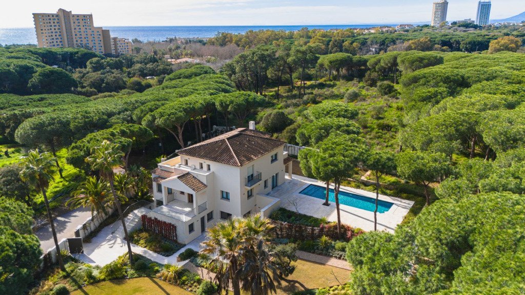 Detached Villa — Hacienda Las Chapas