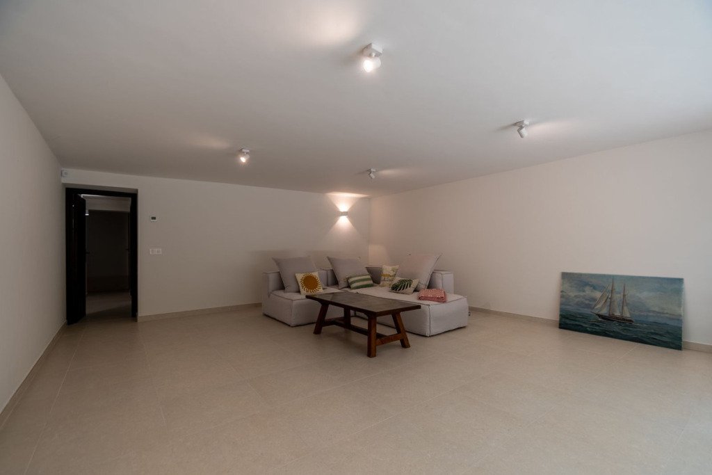 Villa – Chalet — Guadalmina Baja