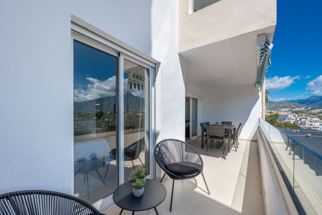 Middle Floor Apartment — Nueva Andalucía