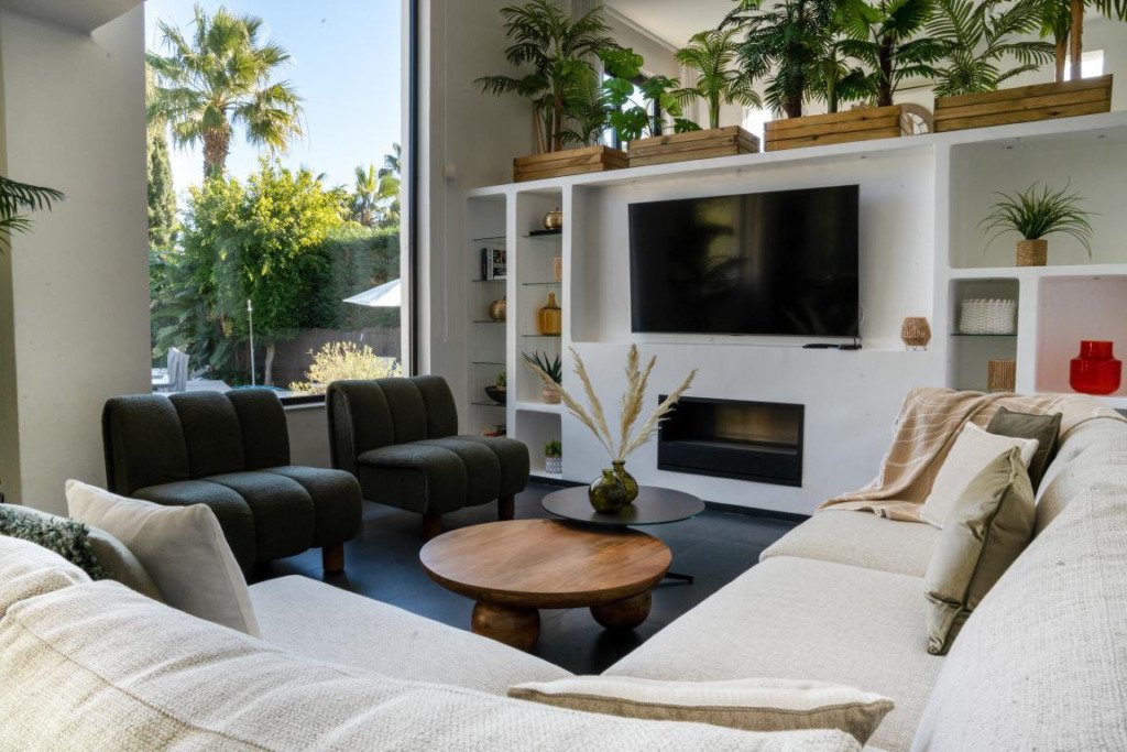 Villa – Chalet — Nueva Andalucía