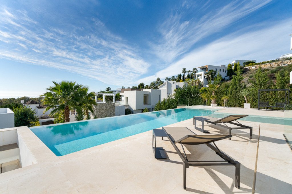 Villa – Chalet — Benahavís